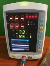 Load image into Gallery viewer, Creative Medical PC900 Patient monitor
